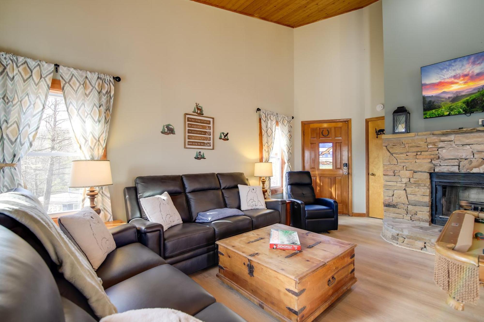 Gatlinburg Mountain Cabin With Hot Tub, Deck And Games מראה חיצוני תמונה