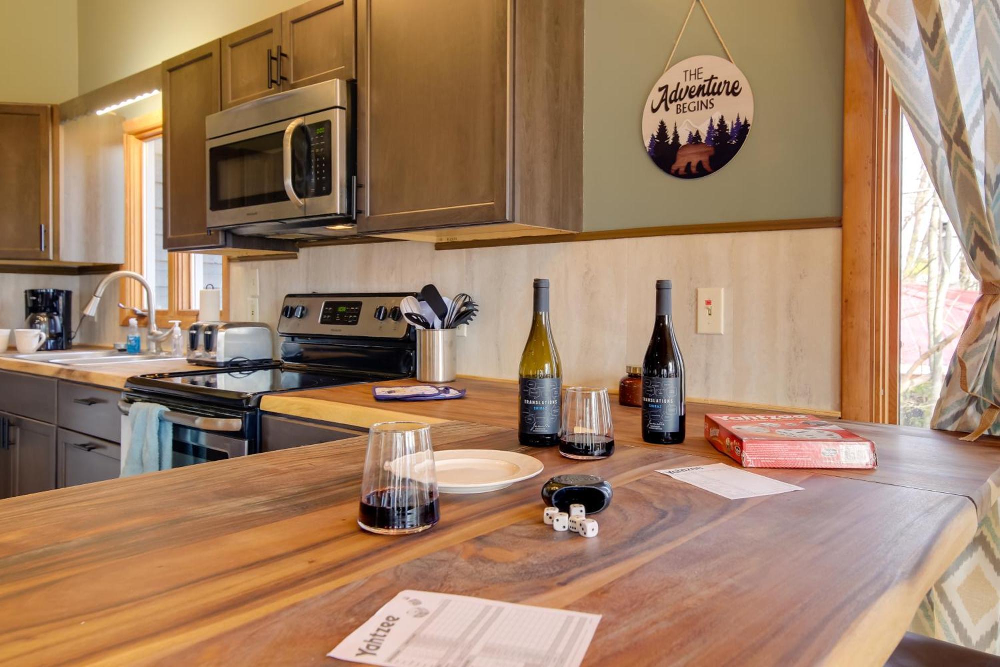 Gatlinburg Mountain Cabin With Hot Tub, Deck And Games מראה חיצוני תמונה